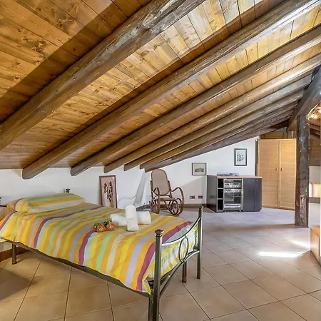 Il Borgo Del Vergante Apartmán *